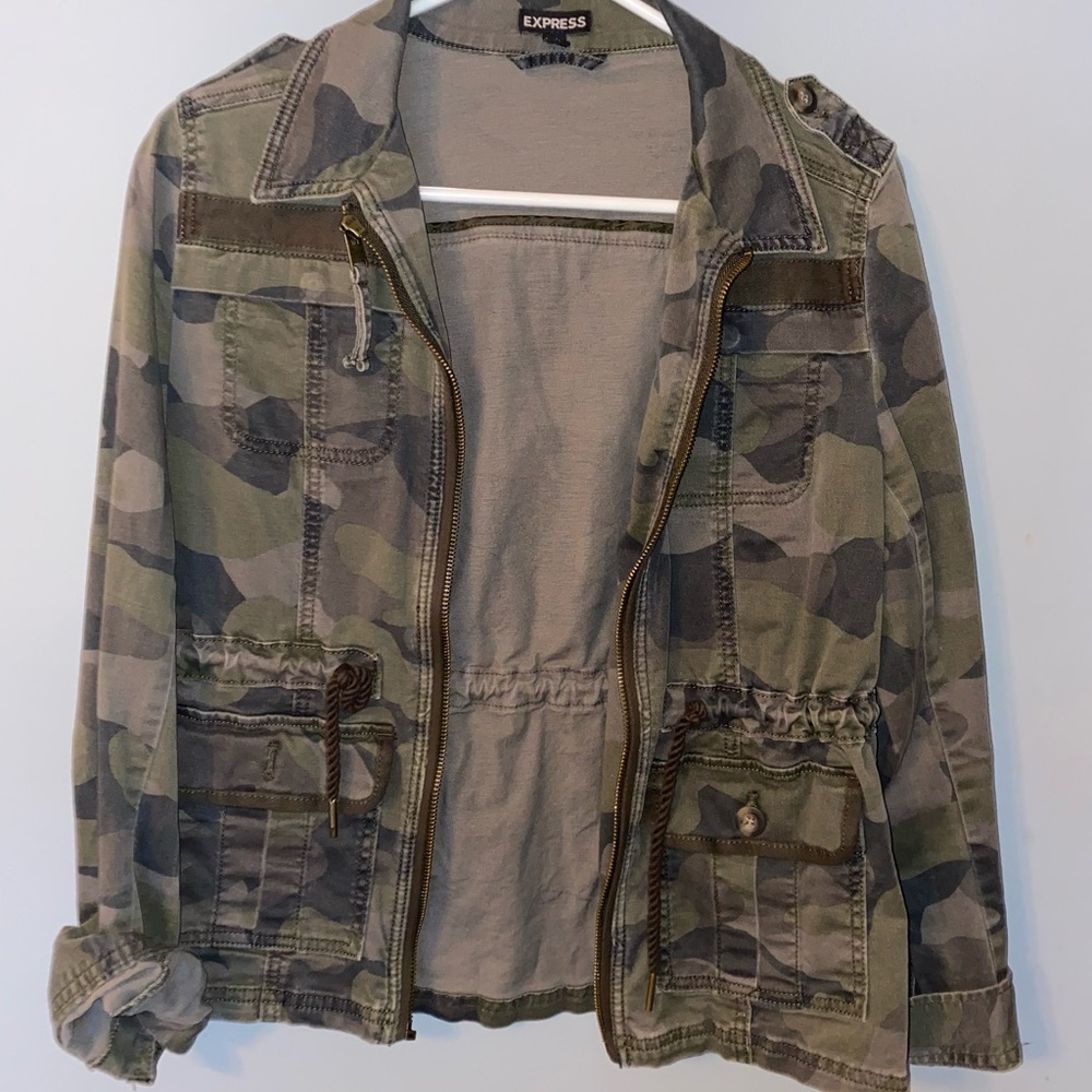 CAMO JACKET